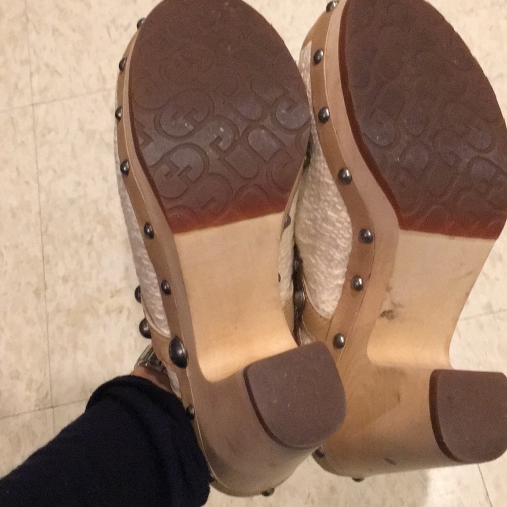 Uggs Clogs - image 3